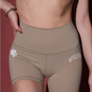 NWT LOYALTY V3 "ENERGY" PUMP SHORTS IN TAUPE